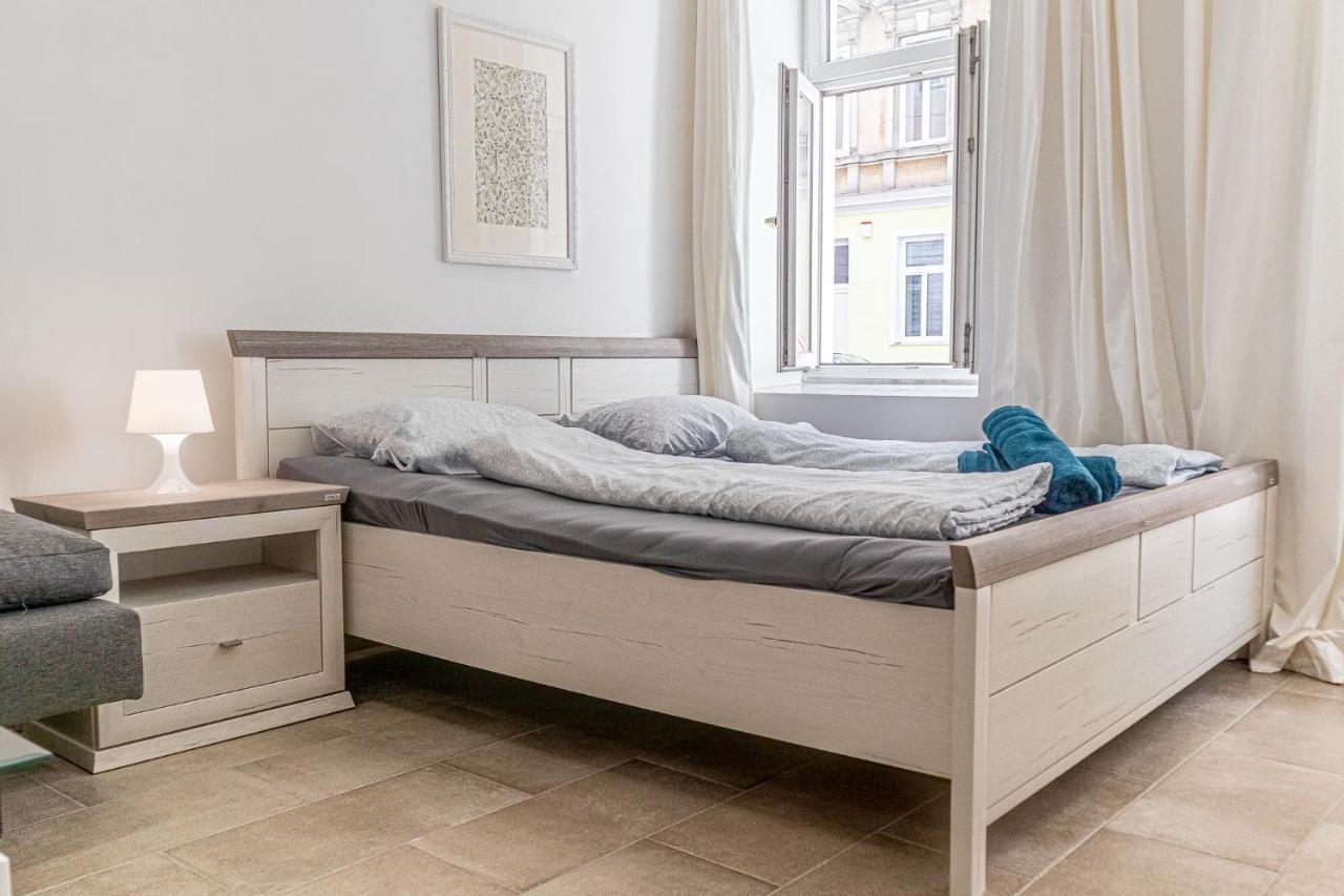 9 Min From City Center - Lovely Studio Near U1 Reumannplatz Wien Eksteriør bilde